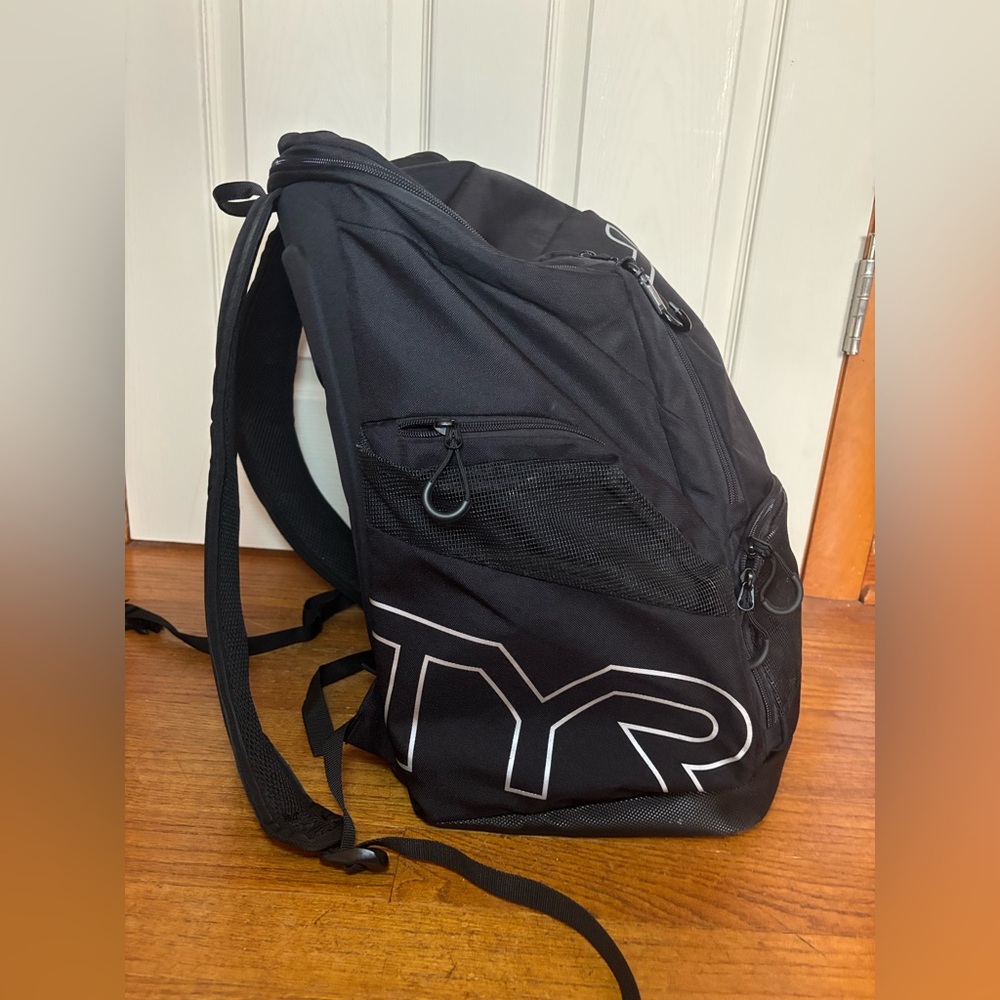 TYR Swim Backpack - Picture 9 of 12